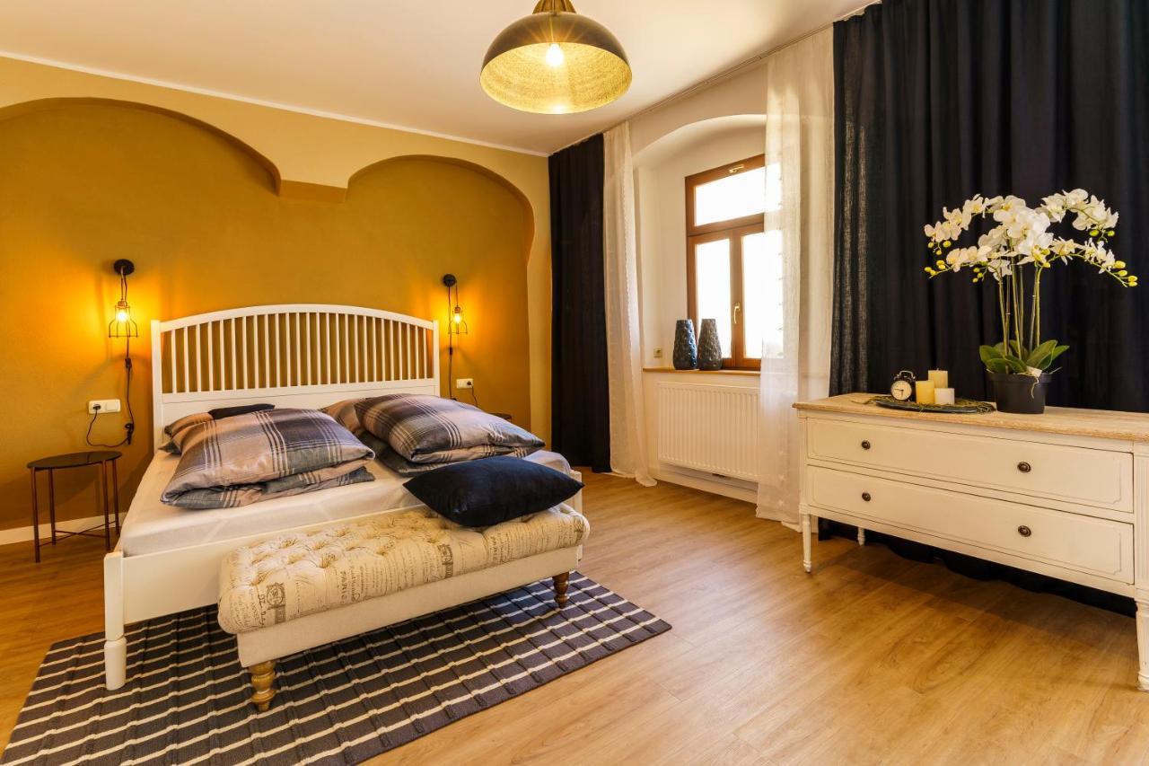 Ferienwohnungen Stadtboutique Аннаберг-Бухгольц Экстерьер фото